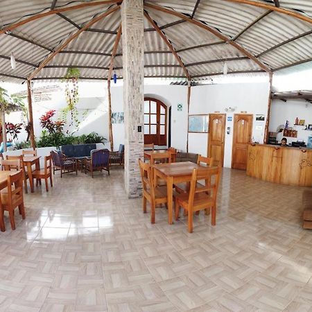 Hostal White House Galapagos Puerto Ayora  Kültér fotó