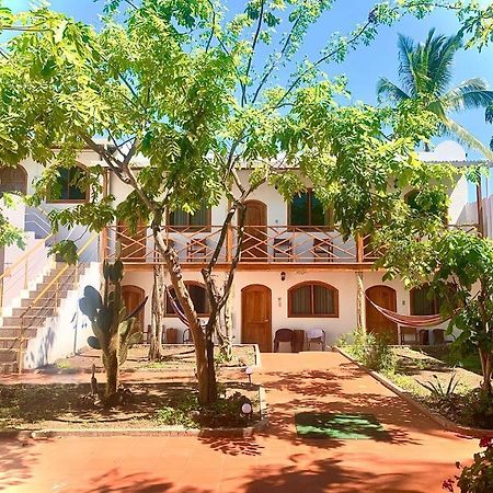 Hostal White House Galapagos Puerto Ayora  Kültér fotó