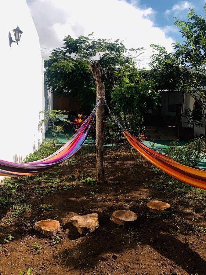 Hostal White House Galapagos Puerto Ayora  Kültér fotó
