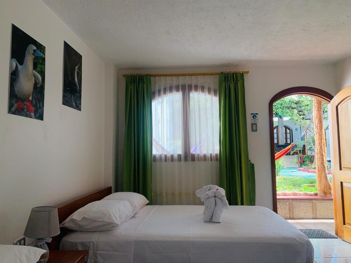 Hostal White House Galapagos Puerto Ayora  Kültér fotó