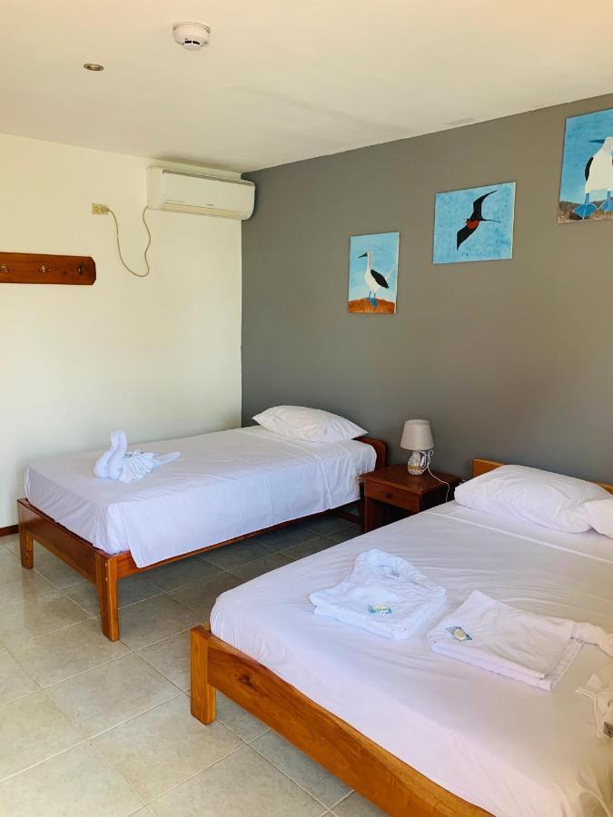 Hostal White House Galapagos Puerto Ayora  Kültér fotó