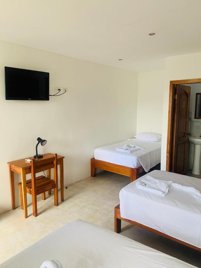 Hostal White House Galapagos Puerto Ayora  Kültér fotó