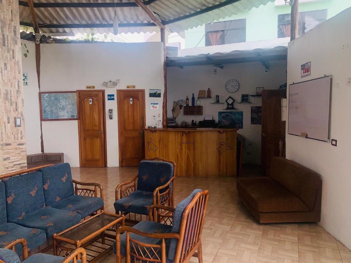 Hostal White House Galapagos Puerto Ayora  Kültér fotó