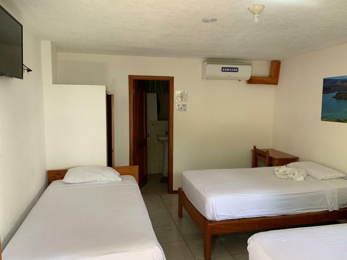 Hostal White House Galapagos Puerto Ayora  Kültér fotó